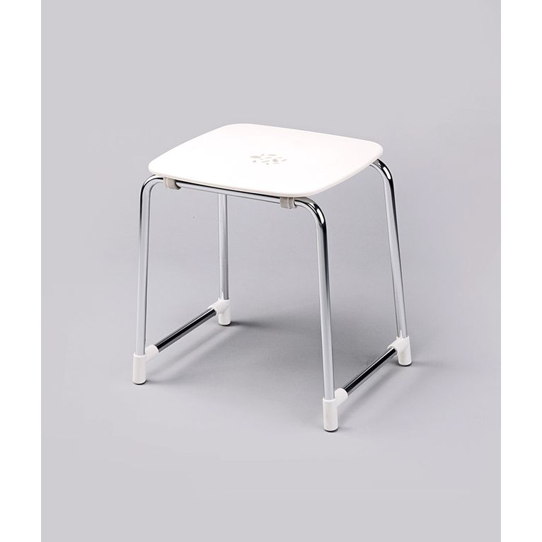 sgabello bianco serie bagno hotel capannoli